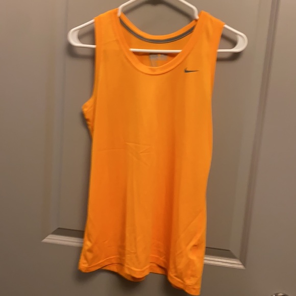 3 Nike Women’s Dri-Fit Tanks - Picture 2 of 5